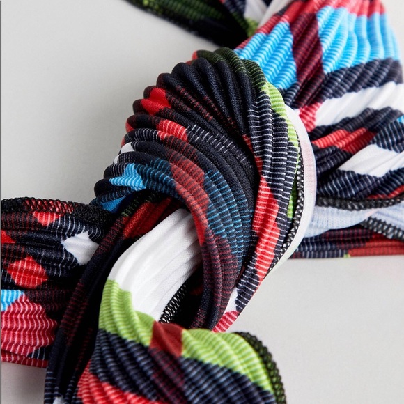 Check Head Scarf - Picture 3 of 3